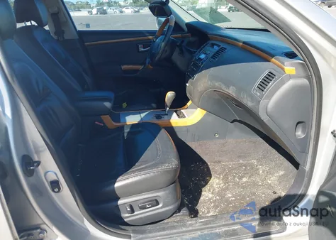 2006 Hyundai Azera Limited/Se z USA, uszkodzony, nr VIN KMHFC46F66A109470